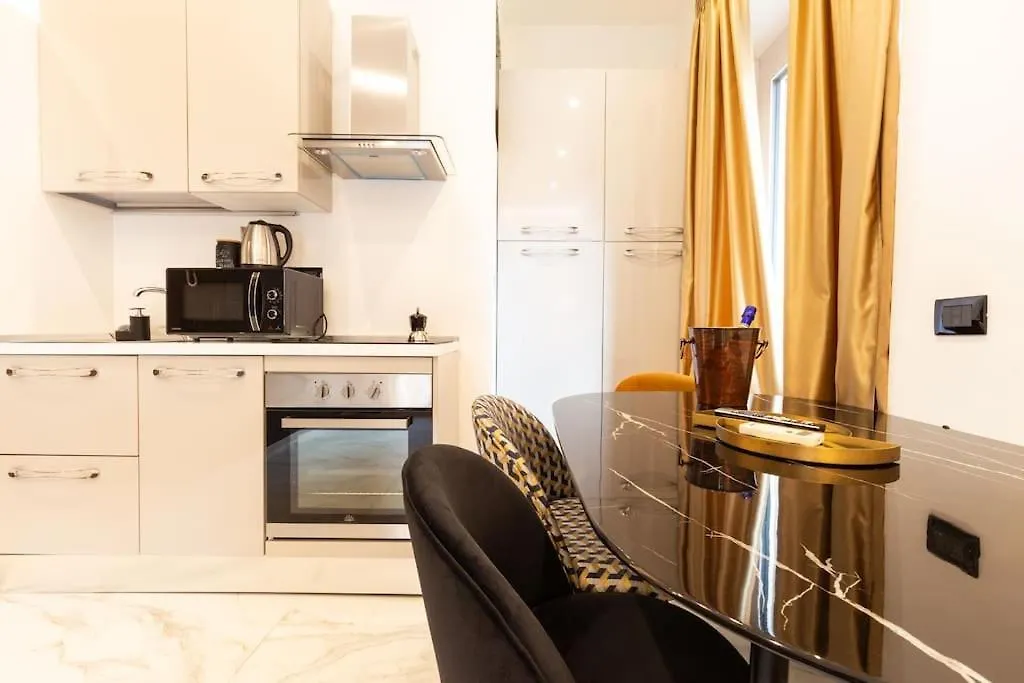 Mybrillianthouse Apartment Rome Italy